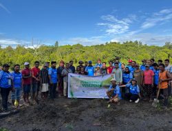 Peringati HUT RI dan PAN, Dr Kasman Hi Ahmad Gelar Penanaman Mangrove di Desa Kakara