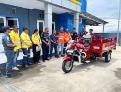 Atasi Kendala Armada Sampah, NHM Serahkan Motor Viar Kepada KUPP Sofifi
