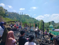 Rumah Warga Desa Loleojaya Ludes Terbakar