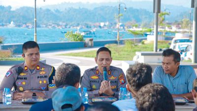Dengar Masukan Langsung, Kapolres Ngopi Bareng Bersama Pengemudi Ojek di Halsel