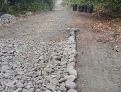 Peningkatan 2.6 KM Lapen di Makian Barat Dengan Anggaran Rp 4.7 Milyar Mulai Dikerjakan