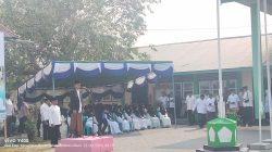Wabup Helmi Jadi Pembina Upacara Hari Santri 2026 di Pondok Pesantren Alhairat Labuha